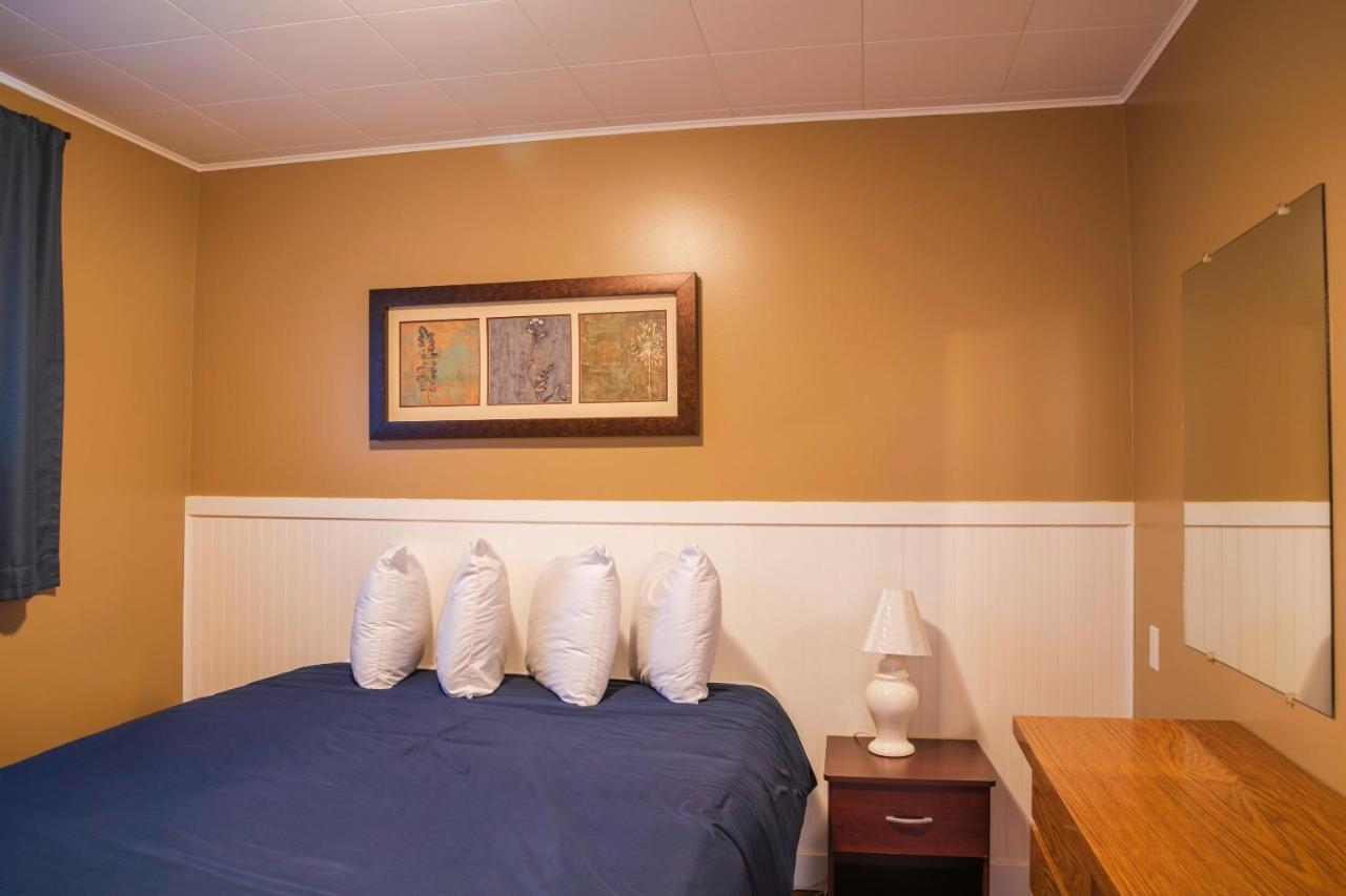 Lakeview Motel Christina Esterno foto